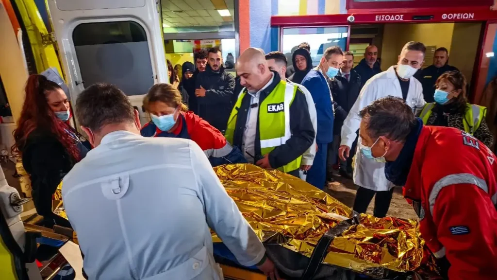 Τραγωδία στη Ρουμανία: Ο 20χρονος δε θυμάται τίποτα από το δυστύχημα – «Είχε άγιο, έγινε θαύμα», λέει ο παππούς του