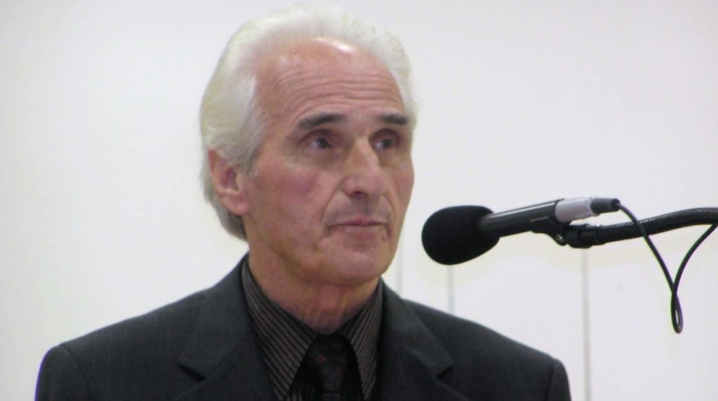 Ένα Ύστατο Χαίρε στον δάσκαλο, τον συγγραφέα, το σύζυγο,  τον πατέρα μας Ιωάννη Παπαναγιώτου