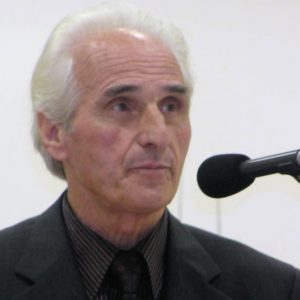 Ένα Ύστατο Χαίρε στον δάσκαλο, τον συγγραφέα, το σύζυγο,  τον πατέρα μας Ιωάννη Παπαναγιώτου