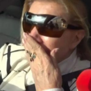 Λίτσα Πατέρα για τον θάνατο του Γιώργου Παπαδάκη: «Μεγάλο το σοκ, τρέμουν τα χέρια μου, είμαι άρρωστη»