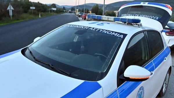 Χαλκιδική: 62χρονος μαχαίρωσε τον συμπέθερό του – Στο νοσοκομείο με ελαφρά τραύματα και οι δύο