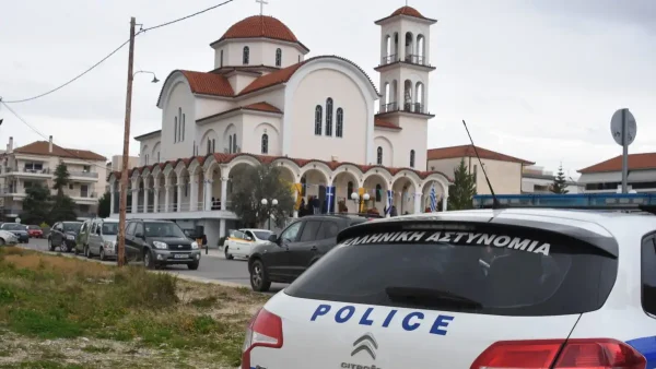 Άγιος Παντελεήμονας: Σπείρα χρησιμοποιούσε εκκλησία ως καβάτζα ναρκωτικών – Έκρυβαν κάνναβη και χάπια στην υδρορροή της