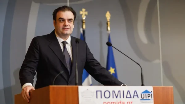 Πιερρακάκης: Το στεγαστικό αποτελεί εθνική πρόκληση και δεν μπορεί να αντιμετωπιστεί χωρίς τους ιδιοκτήτες ακινήτων