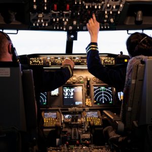 Πρώην αεροσυνοδός κατηγορείται ότι παρίστανε τον πιλότο για... δωρεάν πτήσεις!