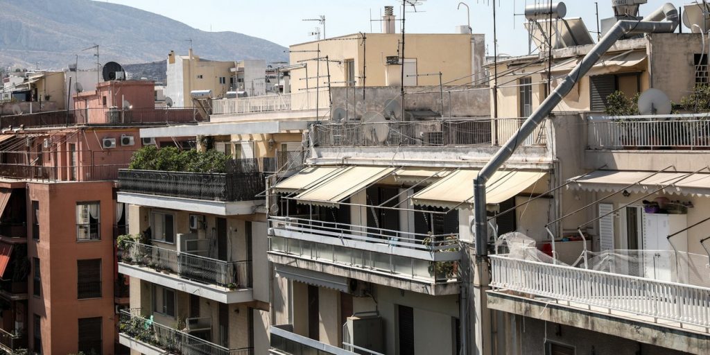 Αγορά ακινήτου: Παράγοντες που υποτιμούνται και επηρεάζουν έως 20% την αξία -Από τον ανελκυστήρα στα κοινόχρηστα