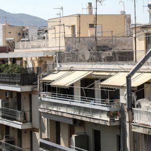 Αγορά ακινήτου: Παράγοντες που υποτιμούνται και επηρεάζουν έως 20% την αξία -Από τον ανελκυστήρα στα κοινόχρηστα