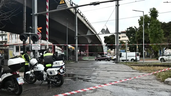 Αμερικανός μπασκετμπολίστας της Α2 και μεθυσμένος ο 29χρονος που οδήγησε για 300 μέτρα στις γραμμές του τρένου στην Ιερά Οδό