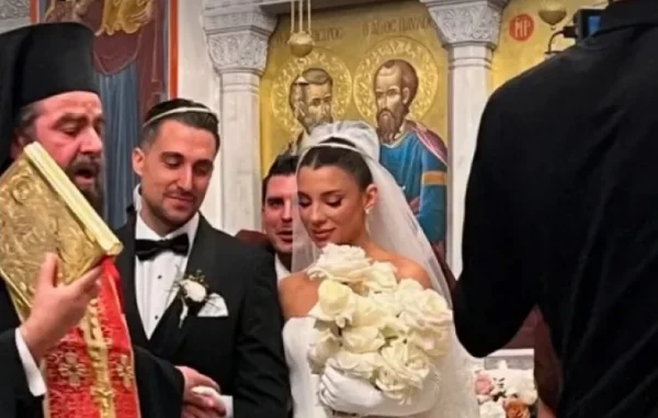 Σάκης Κατσούλης και Μαριαλένα Ρουμελιώτη παντρεύτηκαν λίγους μήνες πριν υποδεχτούν το πρώτο τους παιδί – Δείτε εικόνες και βίντεο