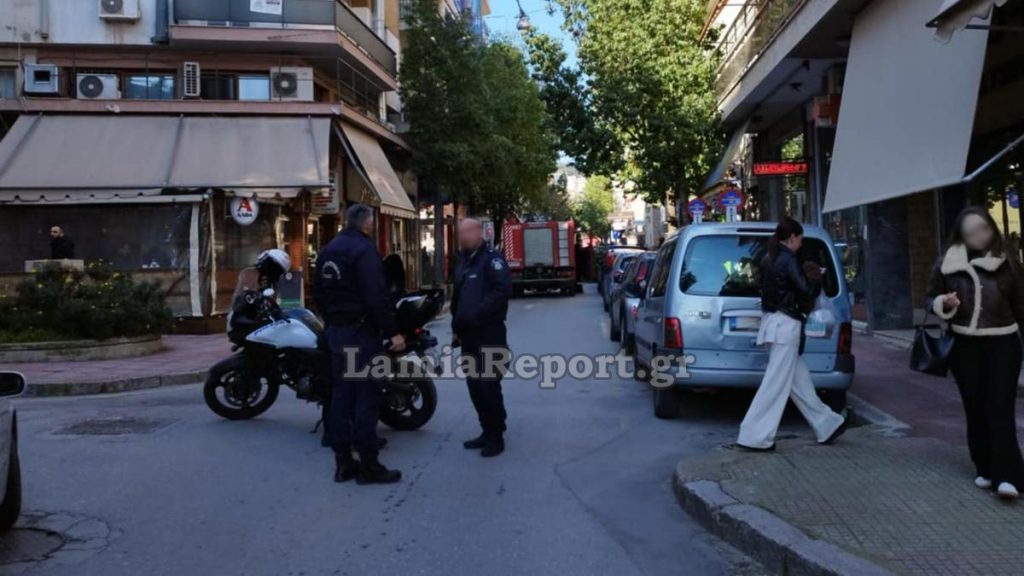 Λαμία: Διακοπή της κυκλοφορίας στην οδό Σατωβριάνδου για κλάδεμα δέντρων