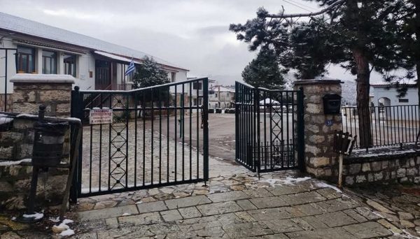 Αργότερα θα ανοίξουν σήμερα τα σχολεία σε κάποιους Δήμους της Στερεάς, λόγω παγετού