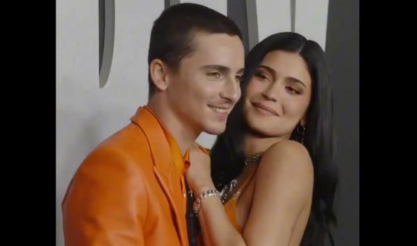 Critics Choice Awards: Το «Σ’ αγαπώ» του Τιμοτέ Σαλαμέ στην Κάιλι Τζένερ και η μεγάλη βραδιά του «One Battle After Another» – Η λίστα των νικητών