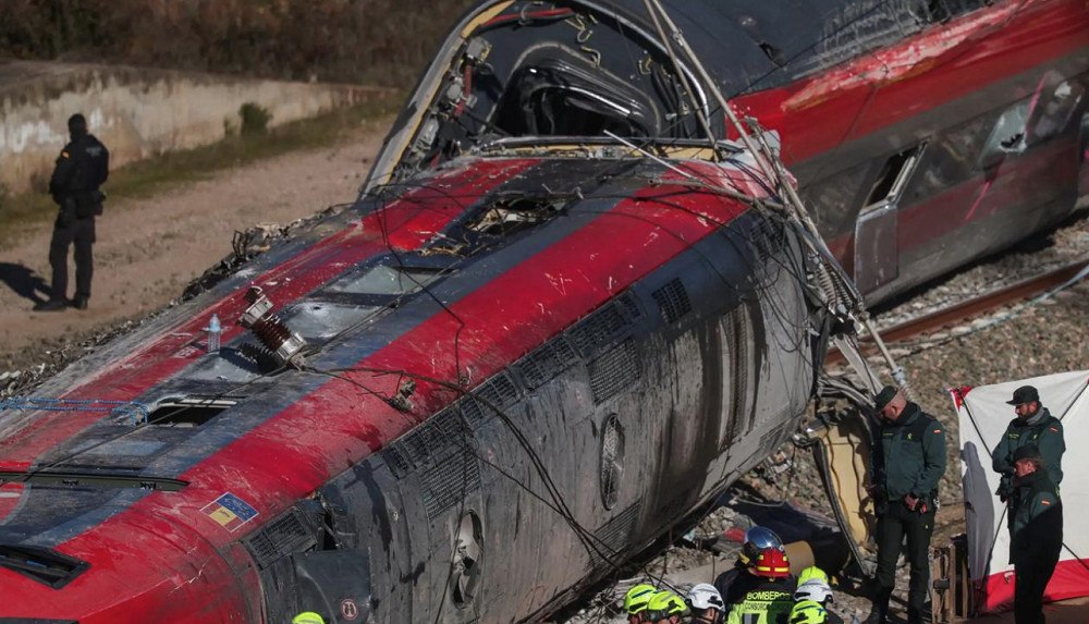 Ισπανία: Ανησυχία για το σιδηροδρομικό δίκτυο - 43 οι νεκροί στην Αδαμούθ, αν επιβεβαιωθεί ο αριθμός των αγνοούμενων