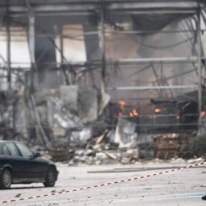 Τραγωδία στο εργοστάσιο «Βιολάντα»: Με δείγμα DNA η ταυτοποίηση των σορών – Οι υπόλοιποι σώθηκαν γιατί έκαναν διάλειμμα