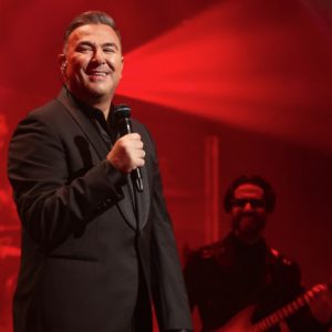 Αντώνης Ρέμος: Ετοιμάζει συναυλία στο Ντουμπάι το Μεγάλο Σάββατο 11 Απριλίου με VIP κοινό