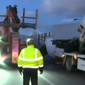 Κηφισός: Νεκρός ο ένας οδηγός μετά το σοβαρό τροχαίο – Έπεσε πάνω του φορτηγό από το αντίθετο ρεύμα