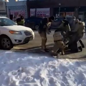 Νέο σοκαριστικό βίντεο από την δολοφονία του 37χρονου στη Μινεάπολη: «Γιατί δεν προστάτευε η τοπική αστυνομία την ICE» αναρωτιέται ο Τραμπ