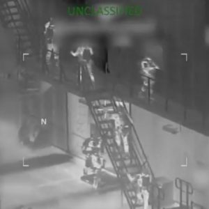 Πώς εκτυλίχθηκε το θρίλερ με την κατάσχεση των δύο τάνκερ από Αμερικανούς κομάντο -Μηνύματα σε Βενεζουέλα και Μόσχα