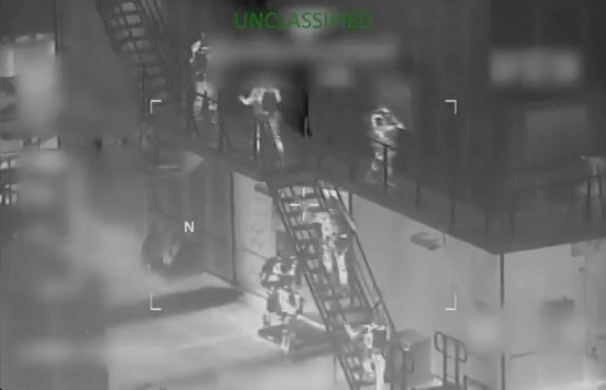 Πώς εκτυλίχθηκε το θρίλερ με την κατάσχεση των δύο τάνκερ από Αμερικανούς κομάντο -Μηνύματα σε Βενεζουέλα και Μόσχα