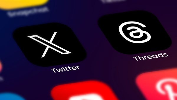 Επανήλθε το Χ μετά από σχεδόν μια ώρα