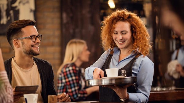 Ζητείται άτομο για service από το «Coffee Lover Lamias»