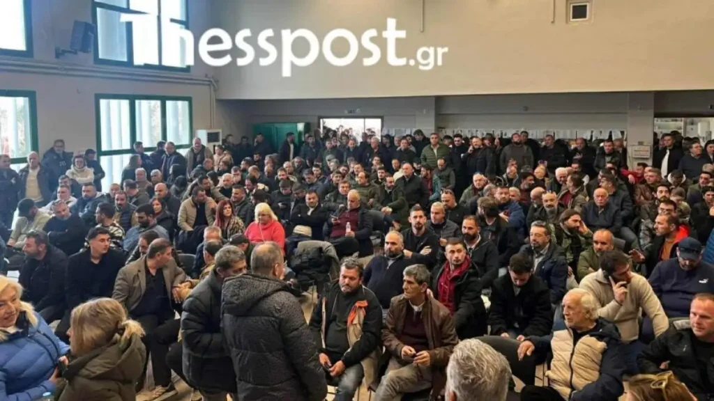 Αγρότες: Με προτάσεις για περαιτέρω κλιμάκωση ξεκίνησε η σύσκεψη στα Μάλγαρα – Έκλεισε ο κόμβος της αρχαίας Νεμέας