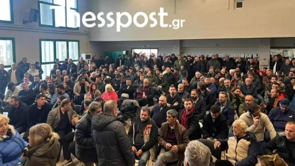 Αγρότες: Με προτάσεις για περαιτέρω κλιμάκωση ξεκίνησε η σύσκεψη στα Μάλγαρα – Έκλεισε ο κόμβος της αρχαίας Νεμέας