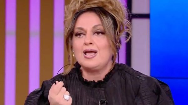 Μουτίδου: "Δεν θα πάρεις ecstasy επειδή άκουσες τον Βαρουφάκη - Το θεωρώ πιο ειλικρινές αυτό που είπε"