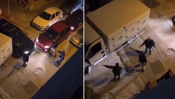 Ελληνάρας έκλεισε το δρόμο για να πάρει σουβλάκια: Τελικά χόρτασε... μπινελίκια (video)