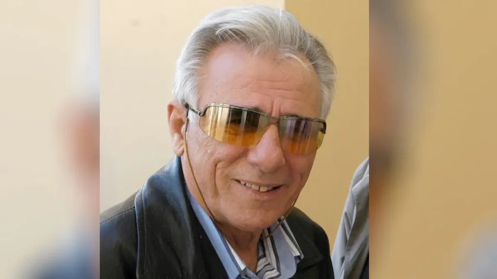 Πέθανε ο δημοσιογράφος Σπύρος Καρατζαφέρης