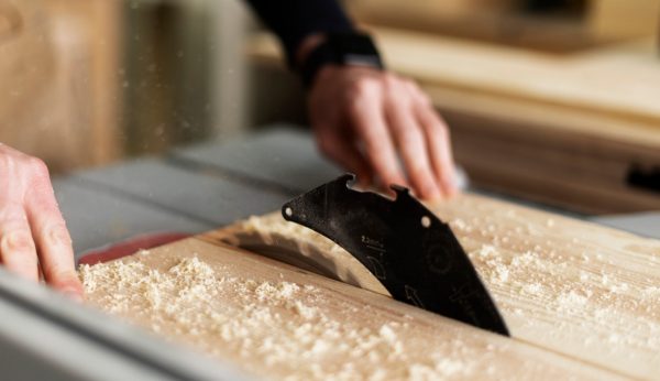 Ξυλουργική βιομηχανική μονάδα στη ΒΙΠΕ Λαμίας ζητά προσωπικό