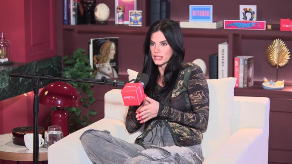 Χριστίνα Μπόμπα: Η πιο έντονη αναγνωρισιμότητα μου ήρθε εύκολα, ίσως και γι’ αυτό έχω κατηγορηθεί πάρα πολύ