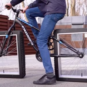 Αυτό είναι το πρώτο ποδήλατο με τετράγωνες ρόδες -Ποιος το φτιάχνει, πώς κινείται