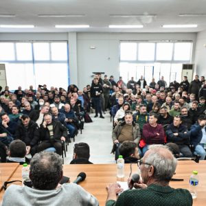 «Ναι» σε συνάντηση με Μητσοτάκη με ανοιχτούς δρόμους είπαν οι σκληροί των μπλόκων, αποφάσισαν να μην κάνουν συλλαλητήριο στην Αθήνα