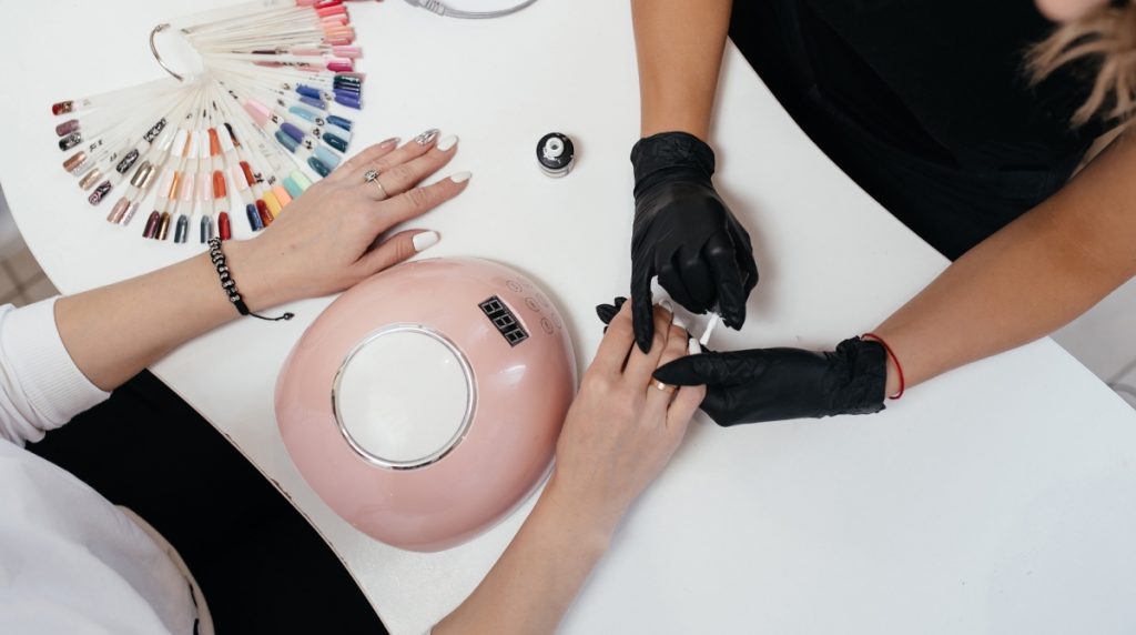 Λαμία: Το Nailpop αναζητά τεχνίτρια νυχιών