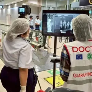 Aεροδρόμια εφαρμόζουν μέτρα τύπου COVID, καθώς εντοπίστηκε ιός νυχτερίδας με ποσοστό θνησιμότητας 75%