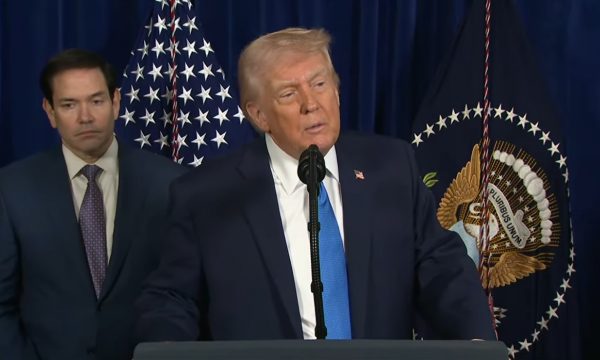 Ο Τραμπ μετά τη Βενεζουέλα απειλεί την Κολομβία: «Μου ακούγεται καλή ιδέα» – Η αναφορά σε Γροιλανδία, Μεξικό και Κούβα