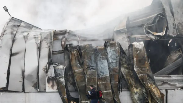 Τραγωδία στη «Βιολάντα»: «Είδαν το ταβάνι να πέφτει» από την έκρηξη και πετάχτηκαν έξω – Πώς σώθηκαν οι εργαζόμενοι τραυματίες