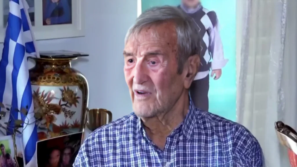 Γιάννης Βογιατζής για τα 100ά γενέθλιά του: Έχω ενέργεια για ζωή, είναι η αντίδρασή μου στο πέρασμα του χρόνου