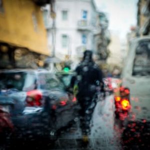 Κακοκαιρία: “Πράσινο φως” για δικαιολογημένη απουσία υπαλλήλων στο Δημόσιο