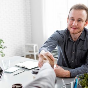 Η «B.G.F. Ο.Ε. Εταιρεία Μετακλήσεων» εξασφαλίζει το κατάλληλο προσωπικό για την επιχείρησή σας