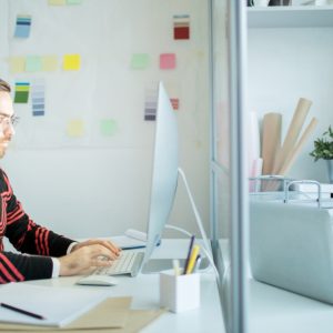 Ζητούνται υπάλληλος γραφείου και αποθηκάριος στη Θερμοδυναμική Λαμίας