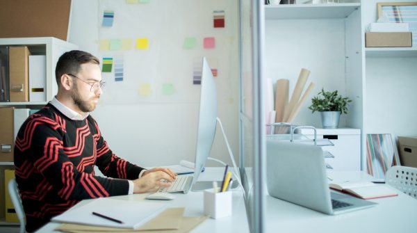 Ζητούνται υπάλληλος γραφείου και αποθηκάριος στη Θερμοδυναμική Λαμίας