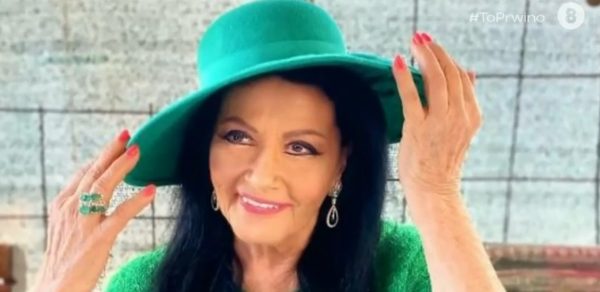 Ζωζώ Σαπουντζάκη: Στο νοσοκομείο με χαμηλό οξυγόνο η ηθοποιός – «Θα πάρει σύντομα εξιτήριο» λέει φίλη της