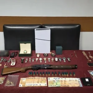 Εξαρθρώθηκε κύκλωμα διαρρηκτών που είχε χτυπήσει σε Θεσσαλία και Στερεά Ελλάδα (ΒΙΝΤΕΟ)