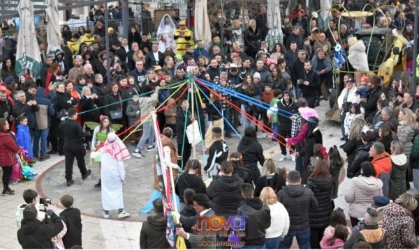 Με μεγάλη επιτυχία ολοκληρώθηκε το καρναβάλι στον Δομοκό