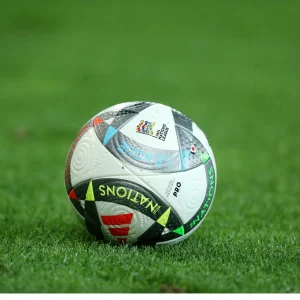 Δυνατά παιχνίδια στη Super League με αμέτρητες αγορές από το Πάμε Στοίχημα στα καταστήματα Allwyn