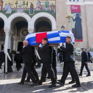 Live το τελευταίο αντίο στην Ελένη Γλύκατζη-Αρβελέρ στη Μητρόπολη Αθηνών: Ποιοι δίνουν το παρών, επικήδειο θα εκφωνήσει ο Μητσοτάκης