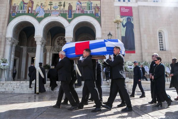 Live το τελευταίο αντίο στην Ελένη Γλύκατζη-Αρβελέρ στη Μητρόπολη Αθηνών: Ποιοι δίνουν το παρών, επικήδειο θα εκφωνήσει ο Μητσοτάκης