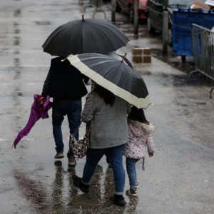 Καταιγίδες και ισχυρές βροχές σε 7 περιοχές μέχρι το Σάββατο - Επικαιροποιήθηκε το έκτακτο δελτίο επιδείνωσης