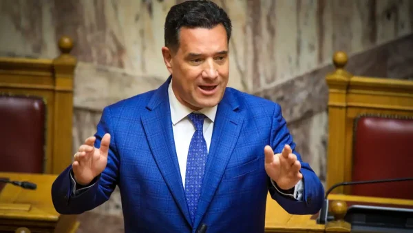 Άδωνις Γεωργιάδης: «Η Ζωή Κωνσταντοπούλου σε φτάνει στα όρια, κάνει bullying» – Το χρονικό της πρωτοφανούς κόντρας